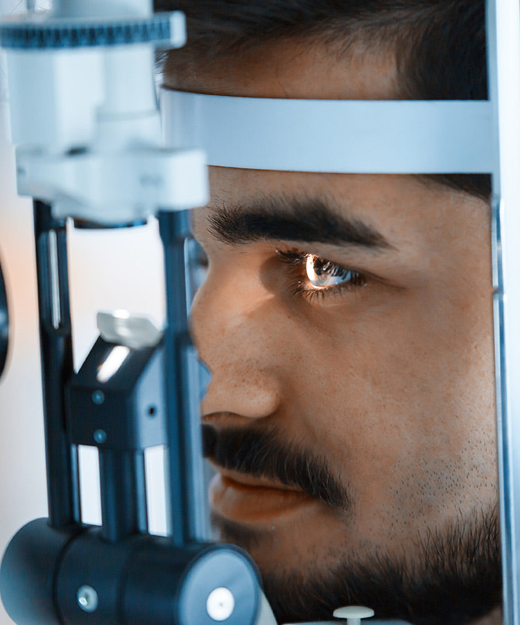 MACULAR DEGENERATION